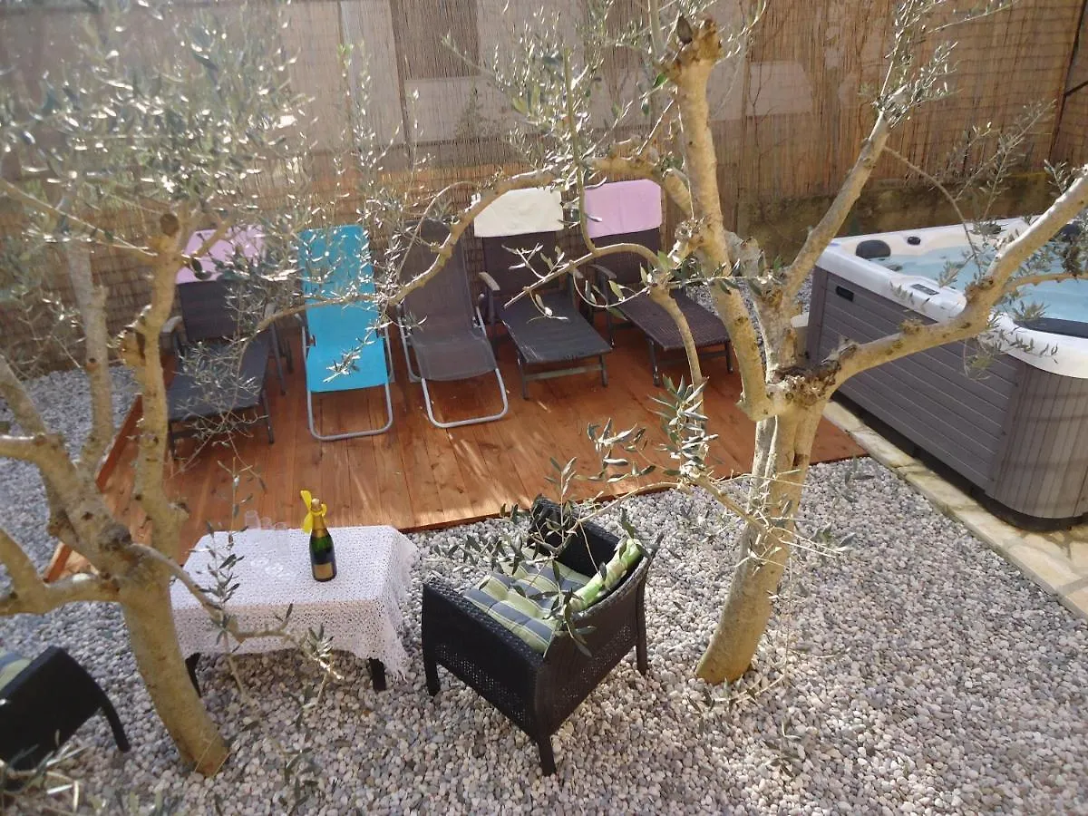 Holiday Home Istra With Jacuzzi Medulin 0*,